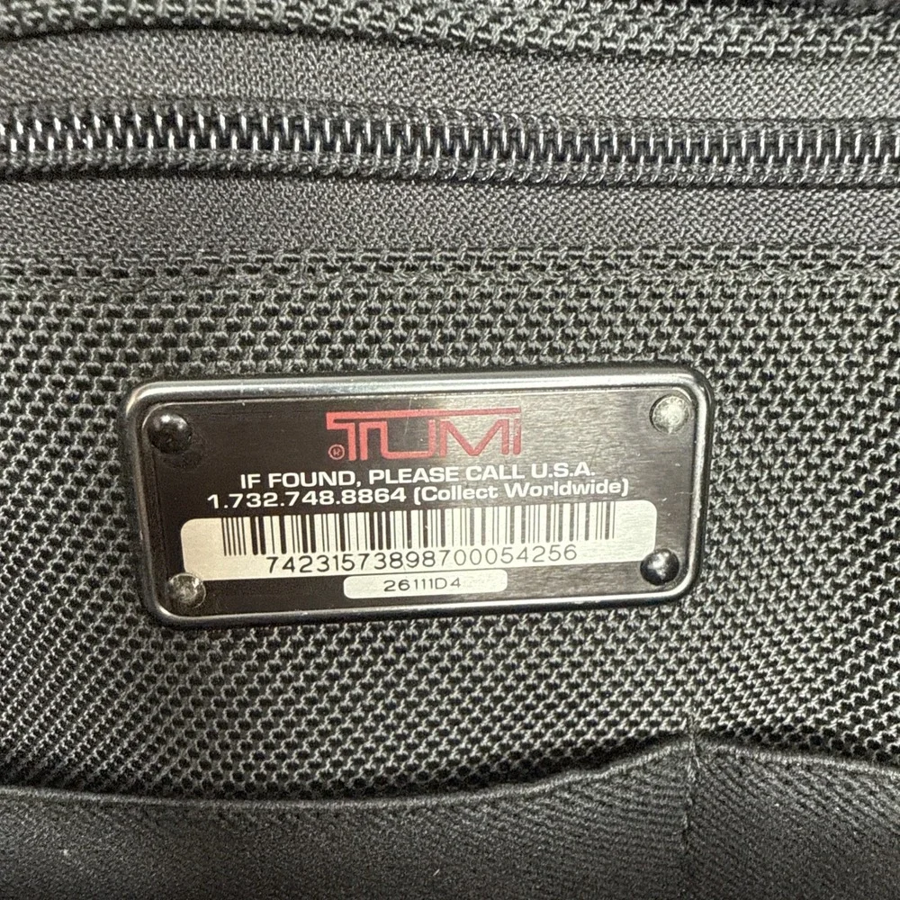 TUMI Laptop Briefcase 17
